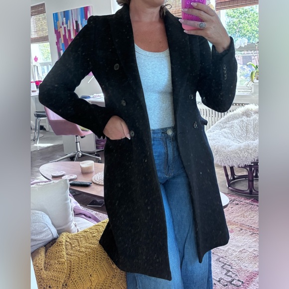 Black Winter Peacoat - Zara - Picture 1 of 7